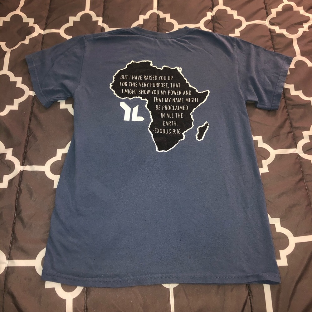 ⚡️FLASH SALE⚡️YoungLife Africa Shirt